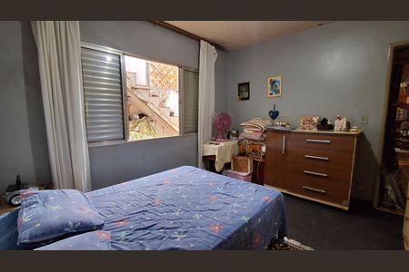 Casa à venda com 100m², 3 quartos e 2 vagas Casa à venda com 100m², 3 quartos e 2 vagasQuarto 2