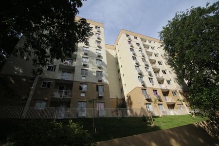 Apartamento para alugar com 52m², 2 quartos e 1 vagaFachada