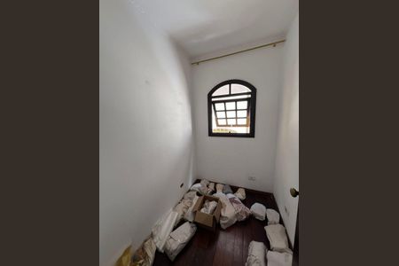 Quarto 1 de casa à venda com 4 quartos, 256m² em Jardim das Flores, Osasco