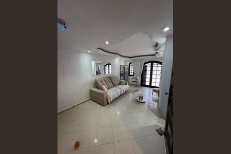 Sala de casa à venda com 4 quartos, 256m² em Jardim das Flores, Osasco
