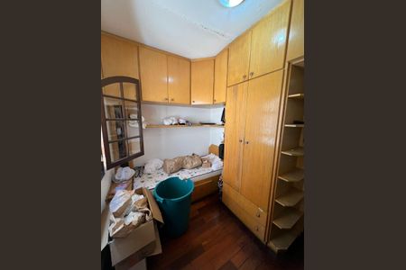 Casa à venda com 256m², 4 quartos e 2 vagas Casa à venda com 256m², 4 quartos e 2 vagasQuarto 3