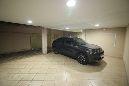 Casa à venda com 335m², 4 quartos e 9 vagasQuintal