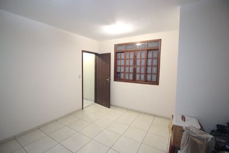 Casa à venda com 335m², 4 quartos e 9 vagasQuarto 4