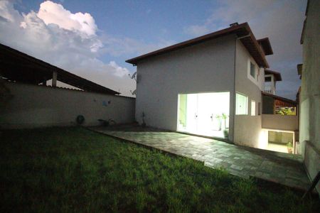 Casa à venda com 335m², 4 quartos e 9 vagasQuintal