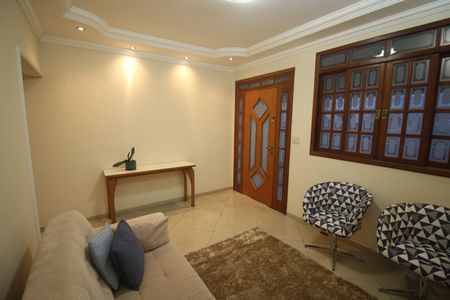 Sala de casa à venda com 4 quartos, 335m² em Jardim Vera Cruz, Contagem