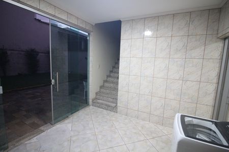 Casa à venda com 335m², 4 quartos e 9 vagasÁrea de Serviço