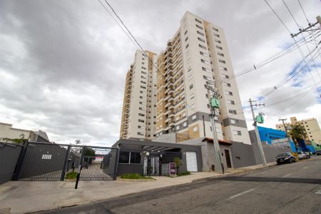 Apartamento para alugar com 50m², 2 quartos e 1 vaga Apartamento para alugar com 50m², 2 quartos e 1 vagaFachada