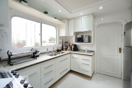 Apartamento à venda com 160m², 4 quartos e 3 vagasCozinha