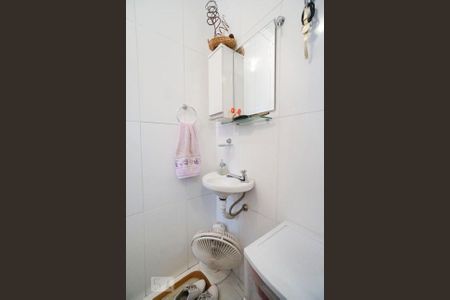 Apartamento à venda com 160m², 4 quartos e 3 vagasBanheiro 