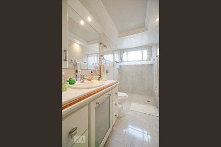 Apartamento à venda com 160m², 4 quartos e 3 vagasBanheiro 