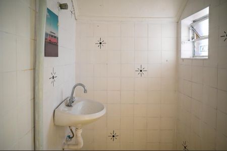 Casa à venda com 145m², 2 quartos e 3 vagasBanheiro de serviço