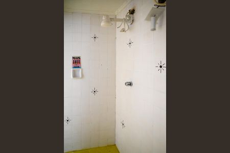 Casa à venda com 145m², 2 quartos e 3 vagasBanheiro de serviço