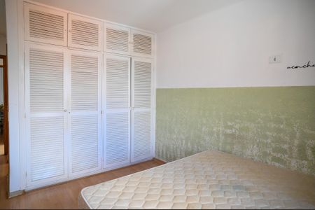 Casa à venda com 145m², 2 quartos e 3 vagasQuarto 2 - Suite
