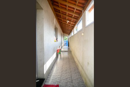 Casa à venda com 145m², 2 quartos e 3 vagasCorredor Externo