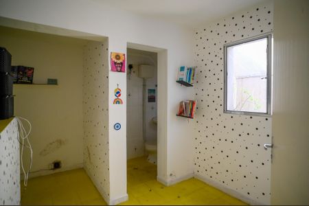 Casa à venda com 145m², 2 quartos e 3 vagasQuarto de Serviço