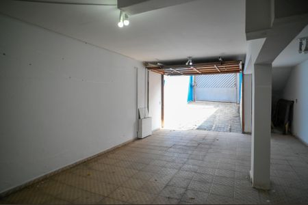 Casa à venda com 145m², 2 quartos e 3 vagasGaragem