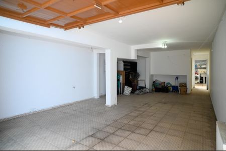 Casa à venda com 145m², 2 quartos e 3 vagasGaragem