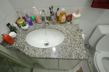 Apartamento à venda com 48m², 2 quartos e 1 vagaBanheiro 