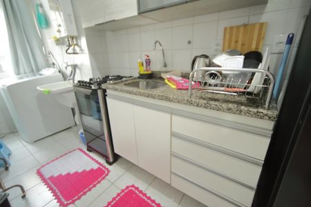 Apartamento à venda com 48m², 2 quartos e 1 vagaCozinha 