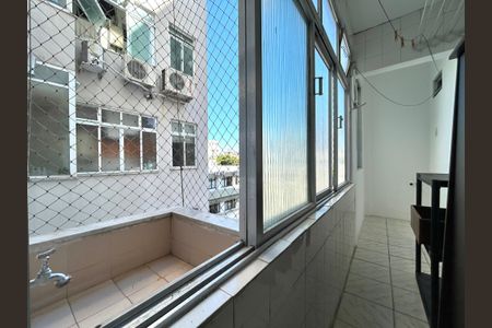 Apartamento para alugar com 70m², 2 quartos e 1 vagaÁrea de Serviço