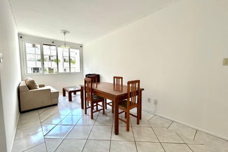 Apartamento para alugar com 70m², 2 quartos e 1 vagaSala