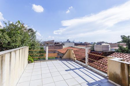 Varanda de casa à venda com 3 quartos, 220m² em Moema, São Paulo
