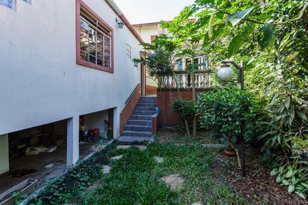 Quintal de casa à venda com 3 quartos, 220m² em Moema, São Paulo