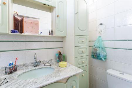 Banheiro da Suíte 2 de casa à venda com 3 quartos, 220m² em Moema, São Paulo