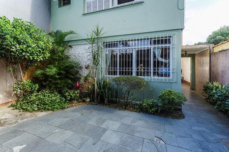 Garagem de casa à venda com 3 quartos, 220m² em Moema, São Paulo