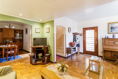 Sala de casa para alugar com 3 quartos, 220m² em Moema, São Paulo