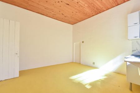 Cozinha de casa para alugar com 1 quarto, 55m² em Vila São José, São Paulo