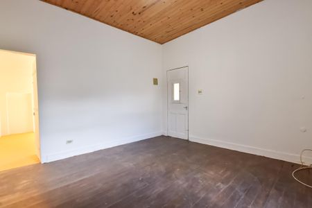 Casa para alugar com 55m², 1 quarto e sem vaga Casa para alugar com 55m², 1 quarto e sem vagaSala/quarto