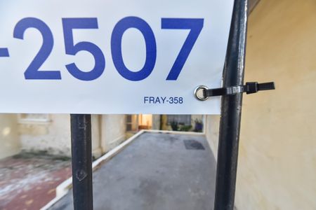 Casa para alugar com 55m², 1 quarto e sem vaga Casa para alugar com 55m², 1 quarto e sem vagaPlaca