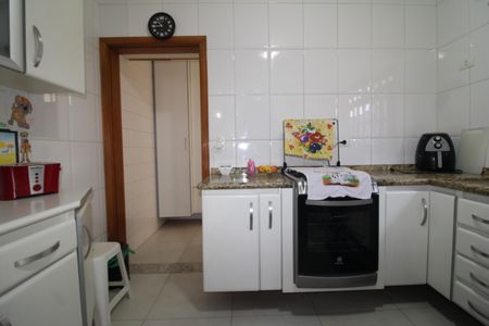 Apartamento à venda com 200m², 3 quartos e 5 vagasCozinha