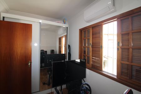 Apartamento à venda com 200m², 3 quartos e 5 vagasQuarto 2