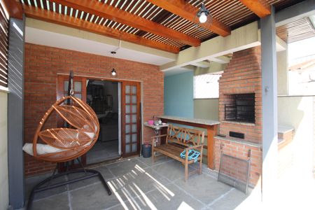 Apartamento à venda com 200m², 3 quartos e 5 vagasSala - Varanda