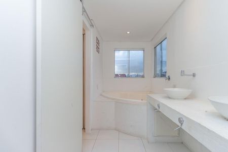 Apartamento à venda com 127m², 3 quartos e 1 vaga