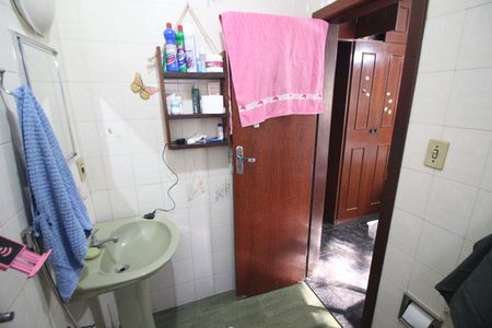 Casa à venda com 190m², 3 quartos e 3 vagasBanheiro da Suíte 