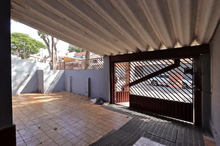 Casa à venda com 100m², 2 quartos e 3 vagasGaragem