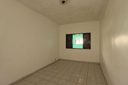 Casa à venda com 100m², 2 quartos e 3 vagasQuarto 2