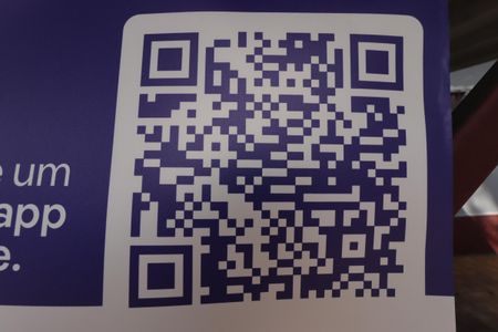 Casa à venda com 100m², 2 quartos e 3 vagasPlaquinha ZWMT-520 - QR Code