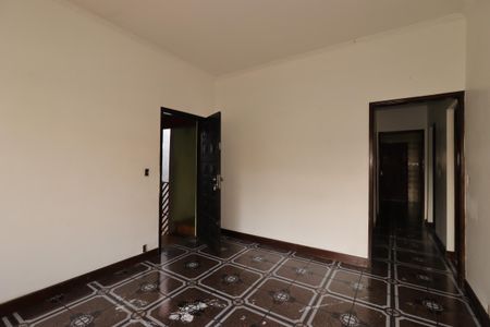 Casa à venda com 100m², 2 quartos e 3 vagasSala