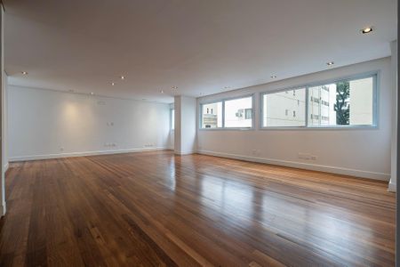 Apartamento à venda com 222m², 3 quartos e 2 vagas Apartamento à venda com 222m², 3 quartos e 2 vagasSala