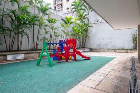 Apartamento à venda com 222m², 3 quartos e 2 vagas Apartamento à venda com 222m², 3 quartos e 2 vagasÁrea comum