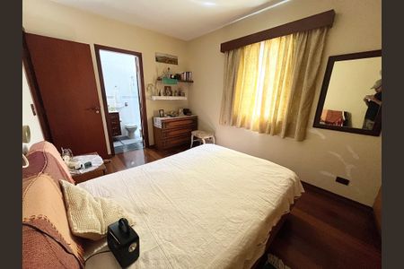 Quarto de casa à venda com 3 quartos, 239m² em Parque Peruche, São Paulo