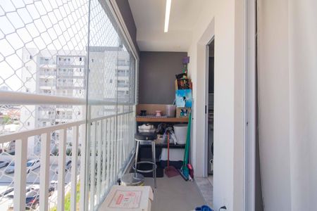 Apartamento à venda com 55m², 2 quartos e 1 vaga Apartamento à venda com 55m², 2 quartos e 1 vagaVaranda