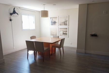 Apartamento à venda com 55m², 2 quartos e 1 vaga Apartamento à venda com 55m², 2 quartos e 1 vagaÁrea comum - Salão de festas I