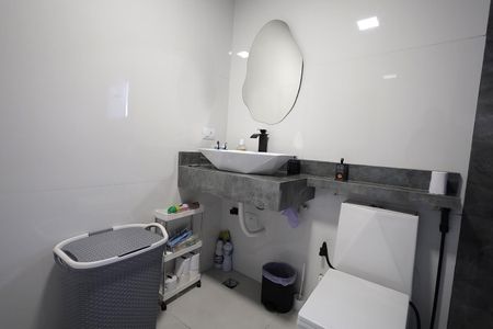 Casa à venda com 95m², 2 quartos e 2 vagas Casa à venda com 95m², 2 quartos e 2 vagasBanheiro 2
