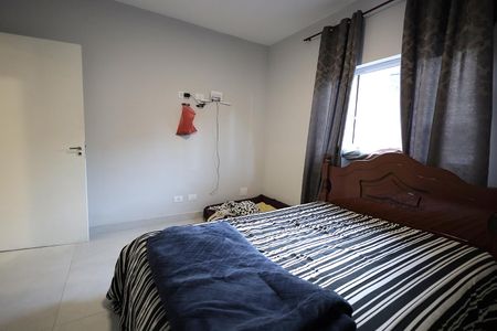 Casa à venda com 95m², 2 quartos e 2 vagas Casa à venda com 95m², 2 quartos e 2 vagasQuarto 2