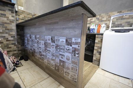 Casa à venda com 95m², 2 quartos e 2 vagas Casa à venda com 95m², 2 quartos e 2 vagasQuintal, área de serviço e churrasqueira